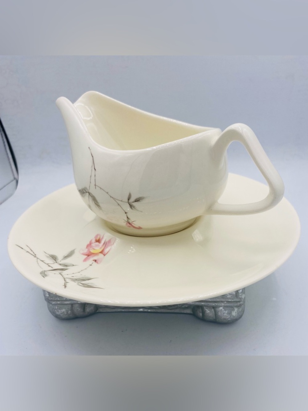 Vintage Cream Pink Rose  Floral Design Porcelain Gravy Boat with Saucer MCM - Picture 3 of 11